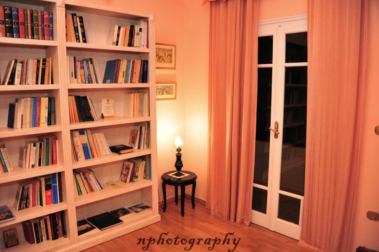 Alexandra'S Art Apartment Ханья Экстерьер фото