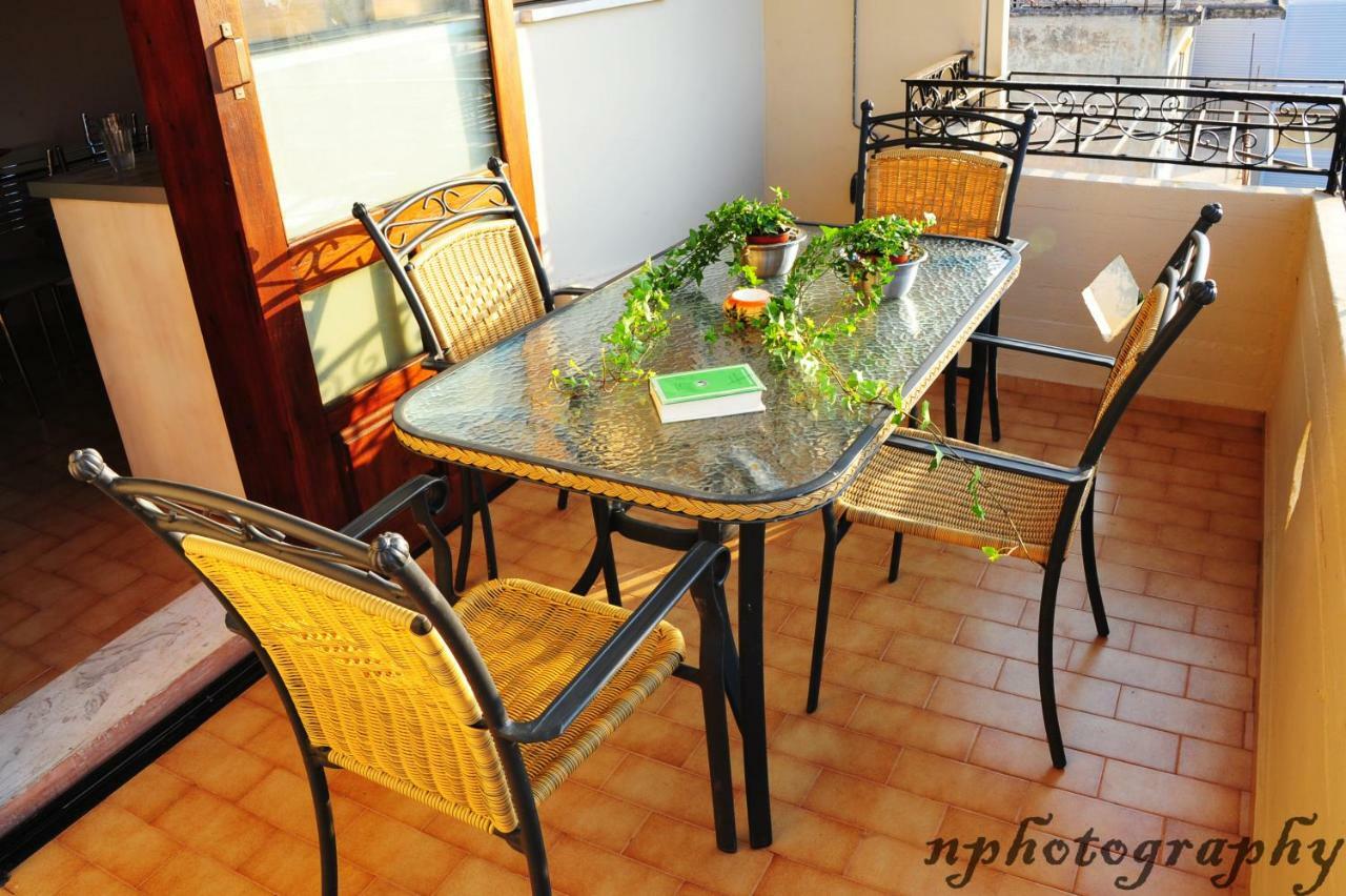 Alexandra'S Art Apartment Ханья Экстерьер фото